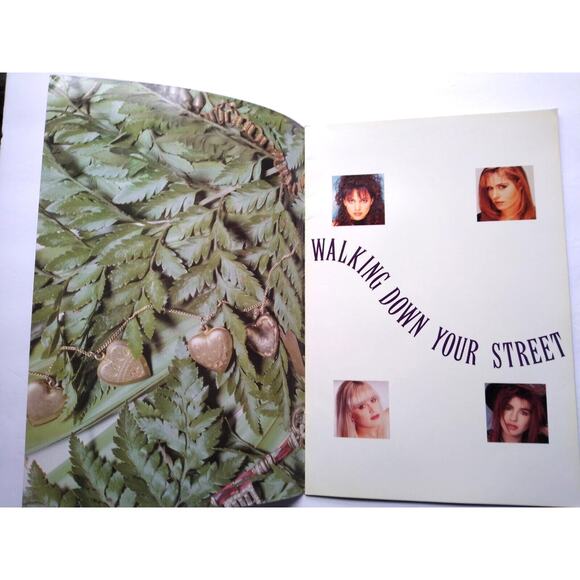 Bangles Everything Tour Book Original 1988 Pop Classic Rock Music Color Photos - Picture 5 of 10